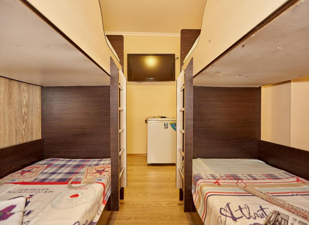 Oasis Hotel Odessa Exterior photo