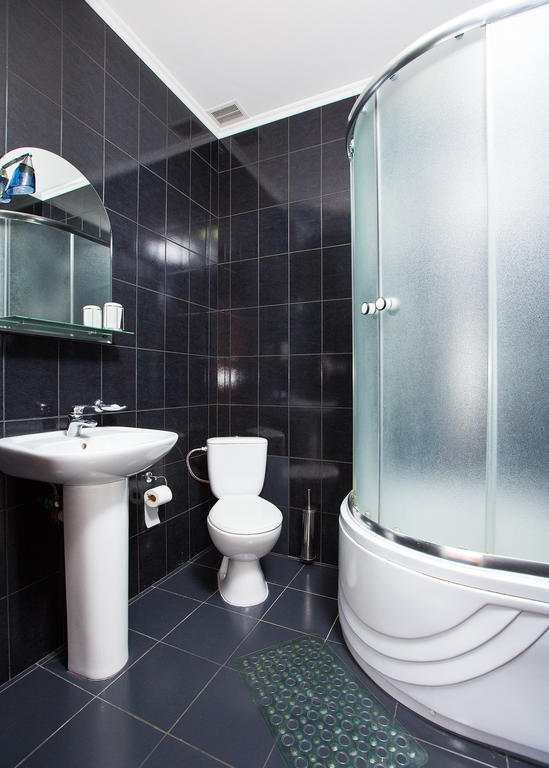 Oasis Hotel Odessa Room photo